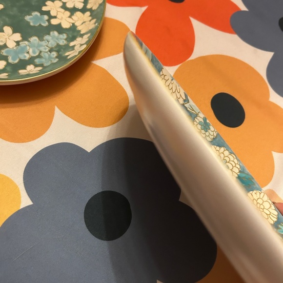 4 Pottery Barn egg shaped plates with gold rims. Beautiful floral designs. 🐣🐣 - Picture 7 of 7